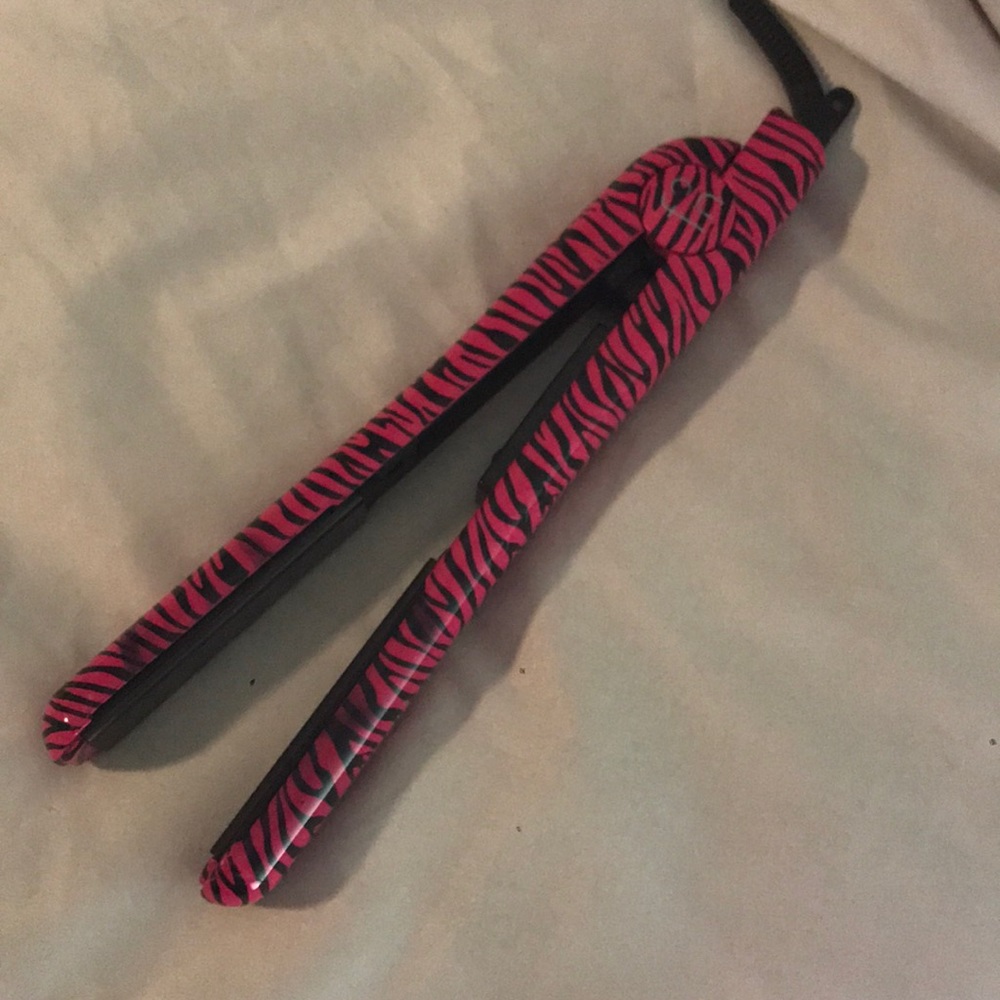 Fahrenheit Hair Straightener